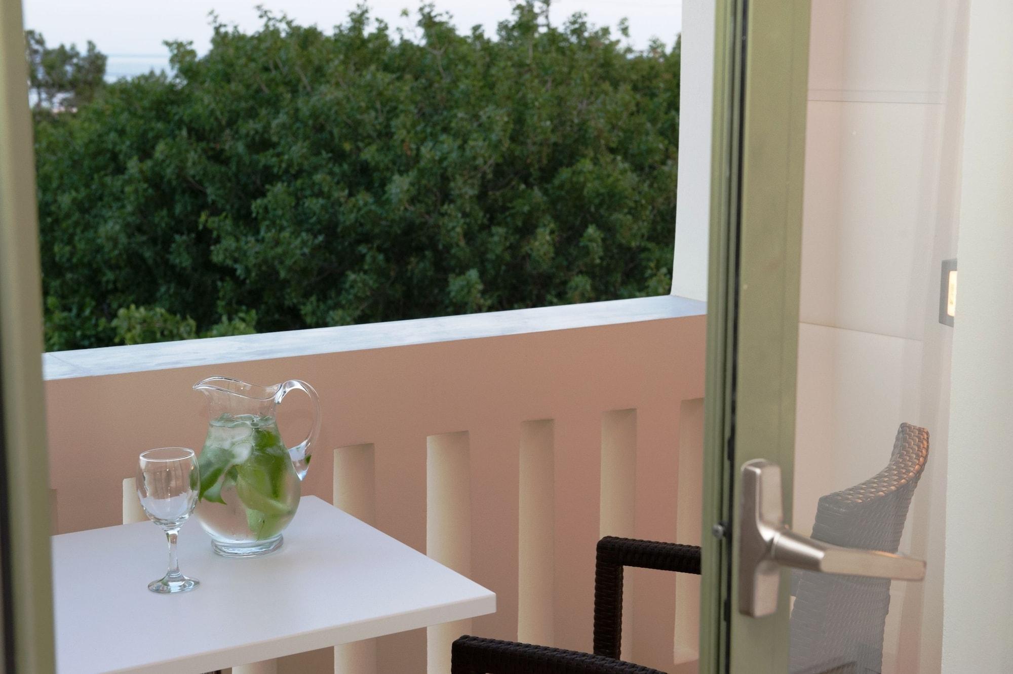 Aphrodite Samos Suites Marathokampos Ngoại thất bức ảnh