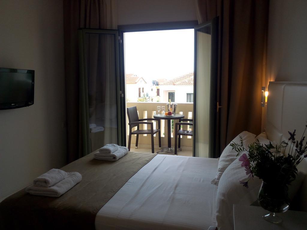 Aphrodite Samos Suites Marathokampos Ngoại thất bức ảnh